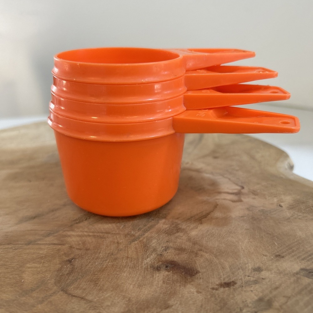 Vintage Tupperware Orange Measuring‎ Cups Set of 4 Nesting 765-762 (FLAWS)